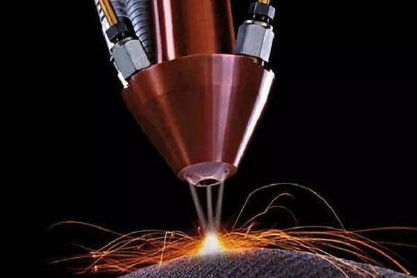 手持式光纖傳輸激光焊接機的運用