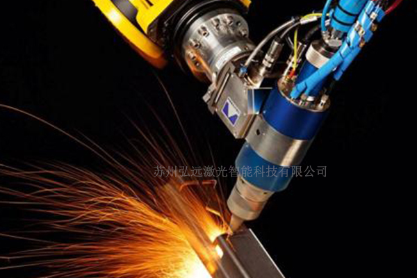 弘遠(yuǎn)激光焊接機(jī)運(yùn)用到了石油運(yùn)輸管道焊接，身為弘遠(yuǎn)人我很自豪